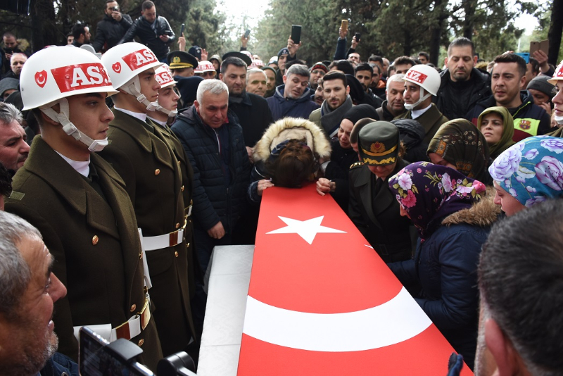 İdlib şehidi Uzman Onbaşı Birhan Er, son yolculuğuna uğurlandı