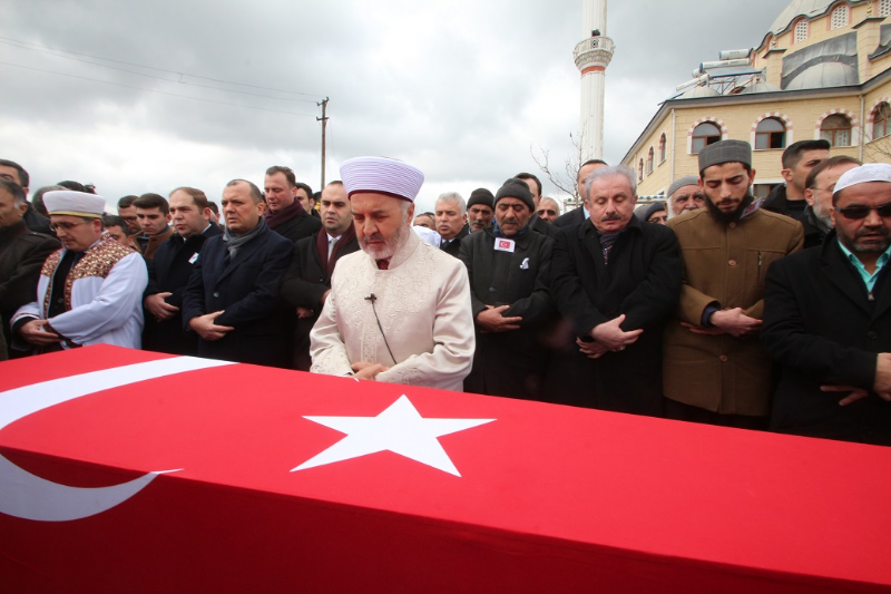 İdlib şehidi Uzman Onbaşı Nihat Kara son yolculuğuna uğurlandı