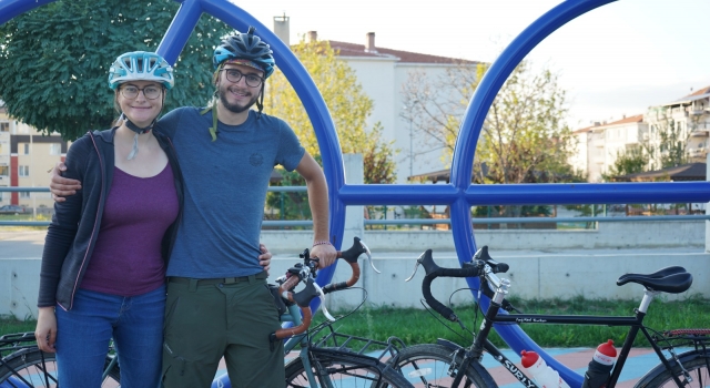 İsviçre’den bisikletle yola çıkan iki turist Kırklareli’ne ulaştı