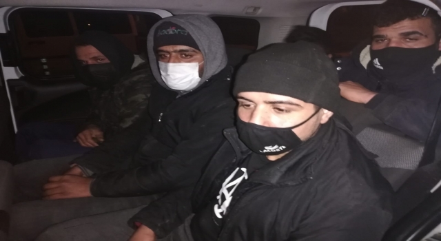 Kırklareli’nde göçmen kaçakçılığı iddiasıyla gözaltına alınan 4 şüpheliden 3’ü tutuklandı