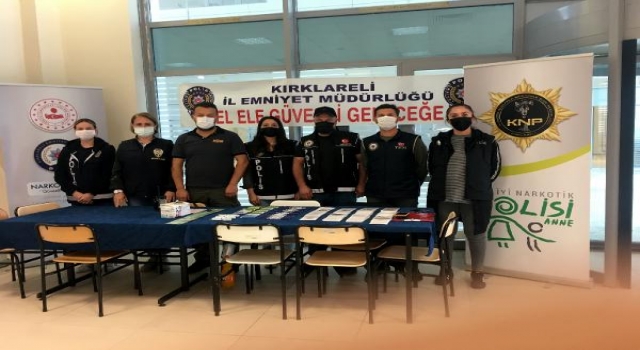 Kırklareli’ polisinden üniversite öğrencilerine, bilgilendirme standı