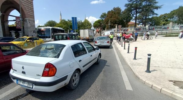 Edirne’de yaya geçidinde zincirleme kaza: 1 yaralı