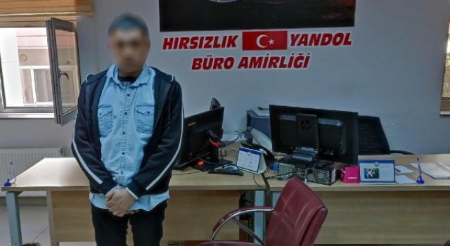 ELİNİ KOLUNU SALLAYAN HIRSIZIN SUÇ KAYDI DUDAK UÇUKLATTI!