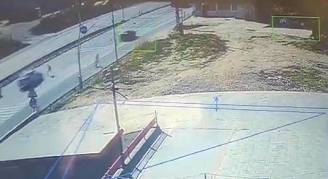 KÖPEKTEN KAÇAYIM DERKEN!