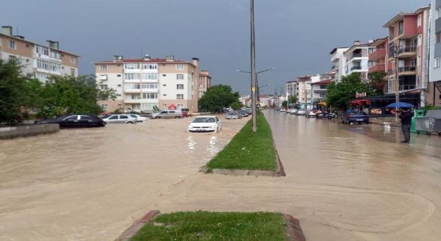 Edirne ve Çorlu’da kuvvetli yağmur