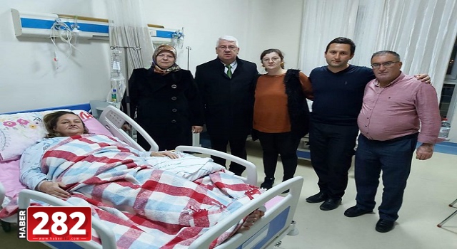 Başkan Yüksel Ailesi İle Birlikte Hasta Ziyaretlerinde Bulundu