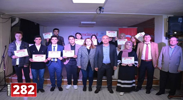 Tekirdağ'da "Gençler Arası Bir Şiir Bir Nefes" yarışması