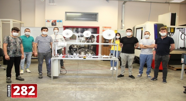Tekirdağ'da öğretmenler "cerrahi maske üretim makinesi" yaptı