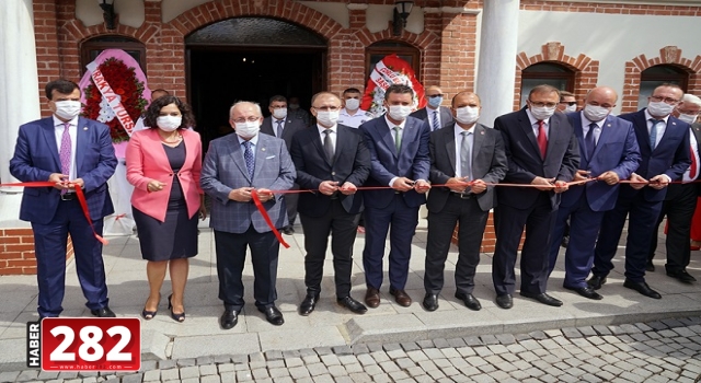 Çorlu Yılmaz Büyükerşen Balmumu Heykeller Müzesi Açıldı