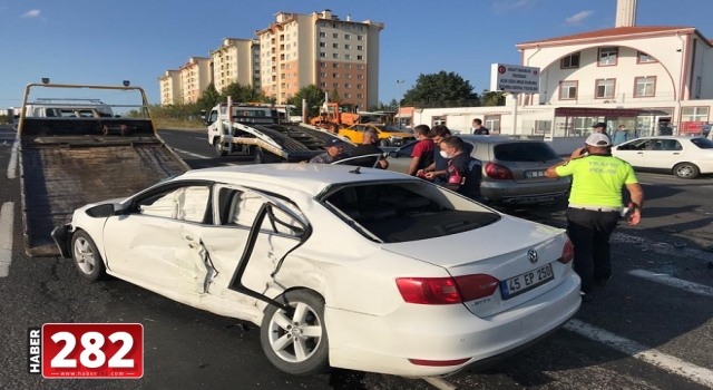 Tekirdağ'da trafik kazasında 2 kişi yaralandı