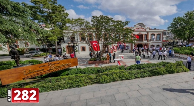 Atatürk Evi ile Balmumu Heykeller Müzesi'ne Yoğun İlgi