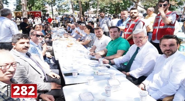 Başkan Yüksel Trakya bölgesindeki Cem Evlerinin Ergene’de düzenlediği pikniğe katıldı