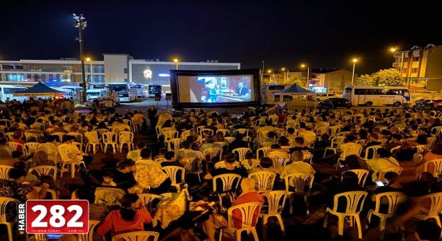 Saray Belediyesi’nden açık havada sinema keyfi