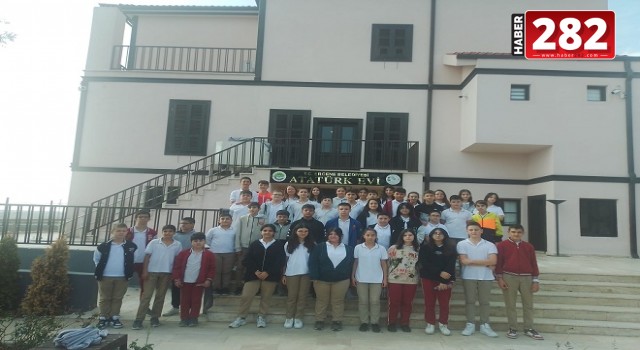 Ergene Belediyesi Atatürk Evi ve Müzesi Öğrencilerin Akınına Uğruyor