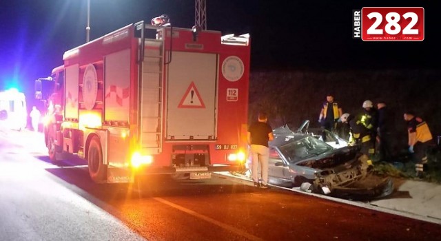 TEKİRDAĞ'da otomobillerin çarpıştığı kazada 1 kişi öldü