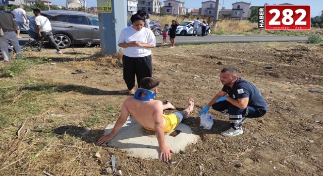Otomobille çarpışan motosikletin sürücüsü yaralandı