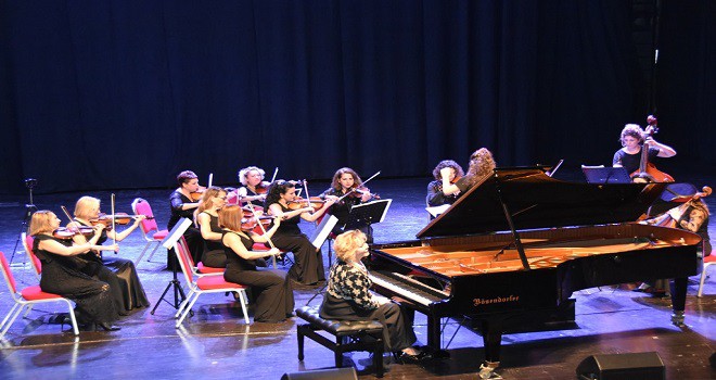 Gülsin Onay Piyano Günleri Muhteşem Bir Konserle Başladı