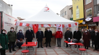 Edirne’de öğretmenler kan bağışında bulunmak için sıraya girdi