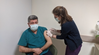 Keşan’da Kovid19 aşısı sağlık çalışanlarına yapılmaya başlandı