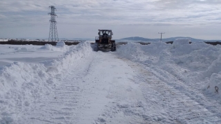 Edirne’de kardan kapanan 156 köy yolu ulaşıma açıldı