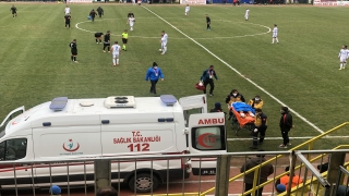 Tekirdağ’da sahada fenalaşan futbolcu hastaneye kaldırıldı