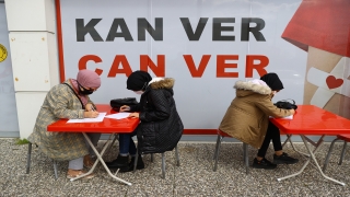 Edirne’de öğrenim gören 70 yabancı öğrenci kan bağışında bulundu