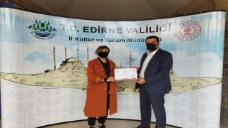 Kültür ve Turizm İl Müdürü Soytürk’ten fotoğraf sanatçılarına teşekkür belgesi