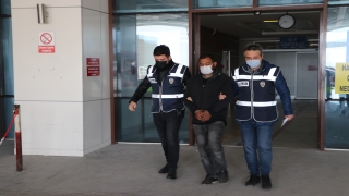 Edirne’de araçların camlarını kırarak içindeki malzemeleri çalan zanlı tutuklandı