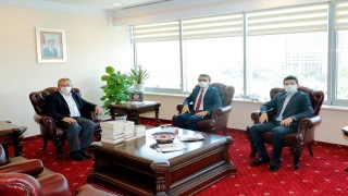 Başsavcı Karabacak ve İdare Mahkemesi Başkanı Doğan’dan Rektör Tabakoğlu’na veda ziyareti