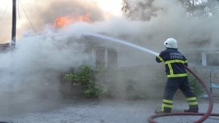 Kırklareli’nde iki ev yanarak kullanılamaz hale geldi