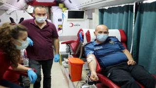Tekirdağ polisi kan bağışında bulundu