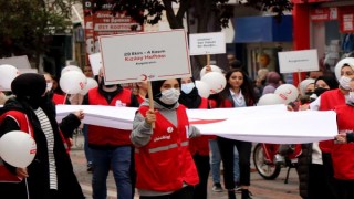 Edirne’de ’Kızılay Haftası Yürüyüşü’ gerçekleştirildi