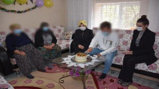 Edirne’de öksüz ve yetim çocukların doğum günleri kutlandı