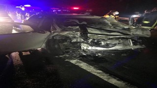 Lüleburgaz’da kamyon ile otomobil çarpıştı: 2 ölü