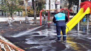 Süleymanpaşa’da çocuk parkları dezenfekte ediliyor