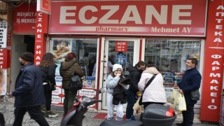 Bulgarlar, ilaçlarını da Edirne’den alıyor