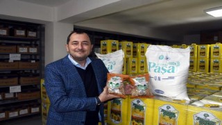Süleymanpaşa Belediyesi, tarlada üretip ihtiyaç sahiplerine dağıtıyor