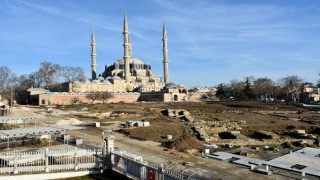 Selimiye Camisi meydanında çıkan tarihi kalıntılar, arkeopark haline getirilecek