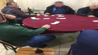 Edirne’de kumar oynayan 4 kişiye 7 bin 276 lira ceza