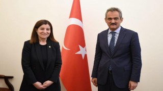 AK Parti’li Aksal, Milli Eğitim Bakanı Mahmut Özer’i ziyaret etti
