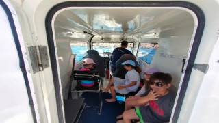 Saros’ta sürüklenen teknedeki 8 kişi, radarla belirlenip kurtarıldı