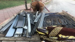 Edirne’de at arabasıyla inşaattan demir çalan 2 şüpheli yakalandı