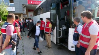 Edirne’de 110 Afgan göçmen, sınır dışı edilmek üzere İstanbul’a gönderildi