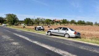 Edirne’de otomobiller çarpıştı: 4 yaralı