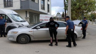 Keşan’da polis aranması olan 10 kişiyi yakaladı