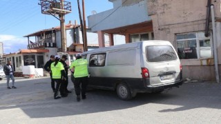 Keşan’da polis aranması olan 17 kişiyi yakaladı