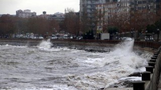 Tekirdağ’da lodos, balıkçıları vurdu