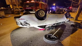 Edirne’de iki otomobil çarpıştı: 1’i ağır 3 yaralı
