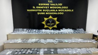 Edirne’de 230 kaçak cep telefonu ele geçirildi
