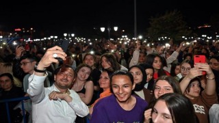 Süleymanpaşa Belediyesi’nden sınava hazırlanan gençlere konser